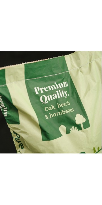 Бездымный древесный уголь Big Green Egg Pure Charcoal, 9 кг Бездымный древесный уголь Big Green Egg Pure Charcoal, 9 кг