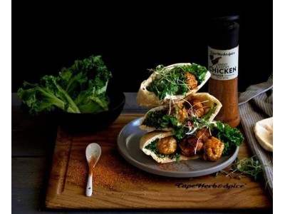 Смесь специй для курицы в шейкере Cape Herb & Spice, 275 г 