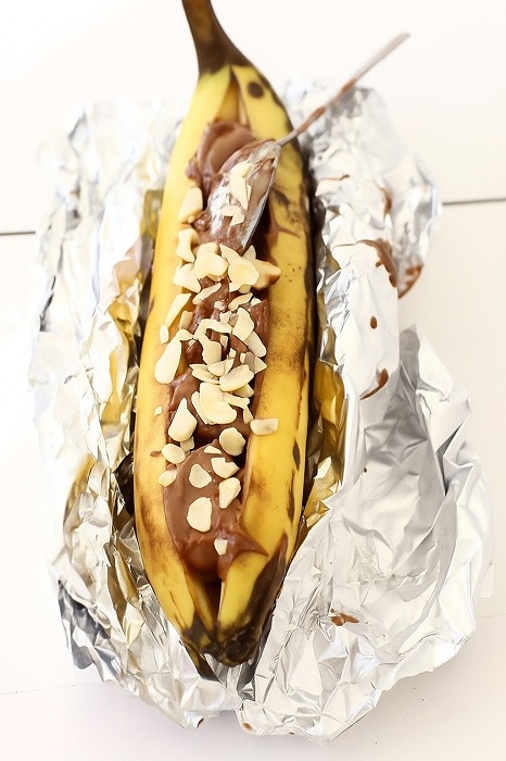 Банан в фольге с шоколадом на Big Green Egg