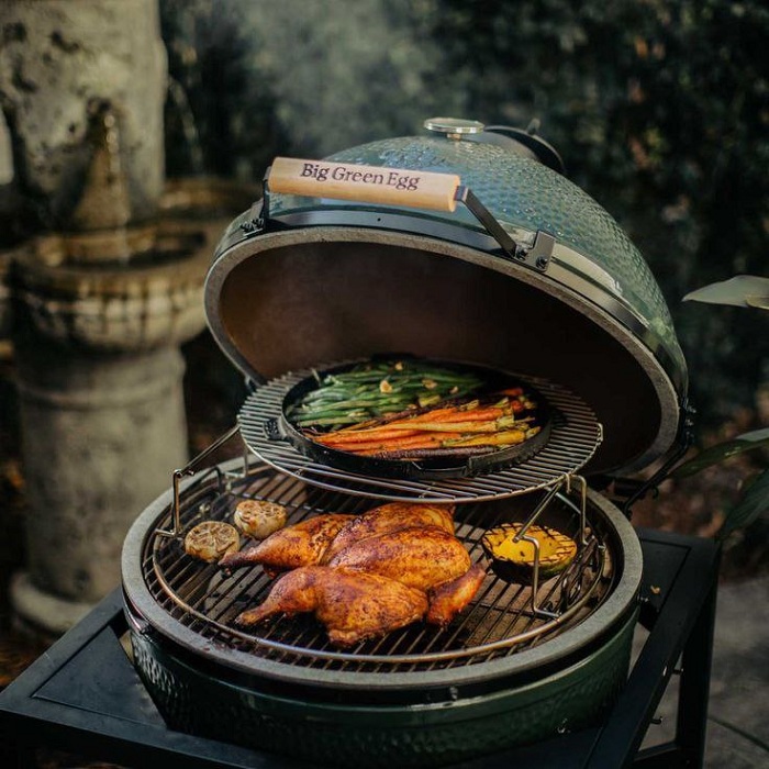 Курица на Big Green Egg с хрустящей кожицей